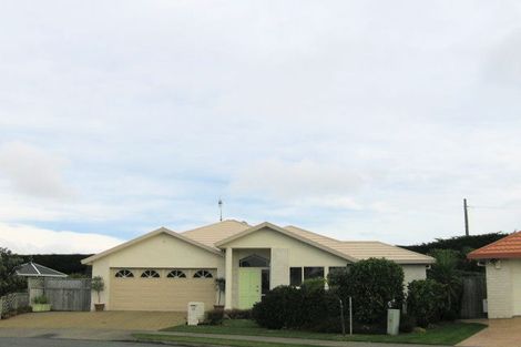 Photo of property in 30 Beach Haven Place, Paraparaumu Beach, Paraparaumu, 5032