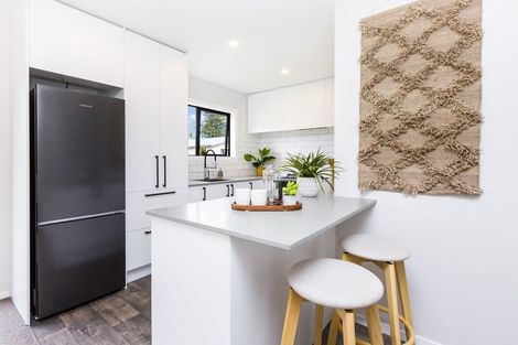 Photo of property in 42b Moeraki Road, Maoribank, Upper Hutt, 5018