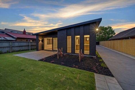 Photo of property in 2/557 Cranford Street, Papanui, Christchurch, 8052