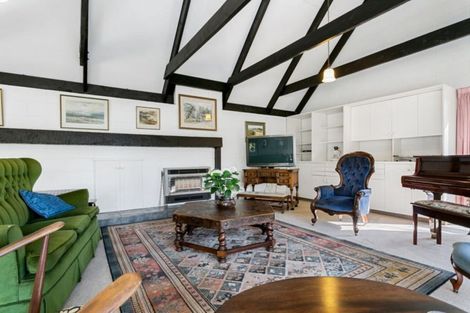 Photo of property in 107 Hall Street, Cambridge, 3434