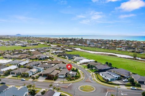 Photo of property in 1 Kapuka Street, Papamoa Beach, Papamoa, 3118