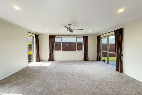 Photo of property in 2 Woodridge Drive, Flagstaff, Hamilton, 3210