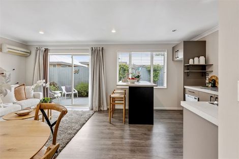 Photo of property in 2/633 Gloucester Street, Linwood, Christchurch, 8062