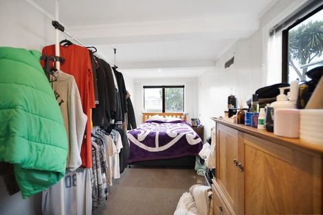 Photo of property in 12 Ronald Place, Manurewa, Auckland, 2102