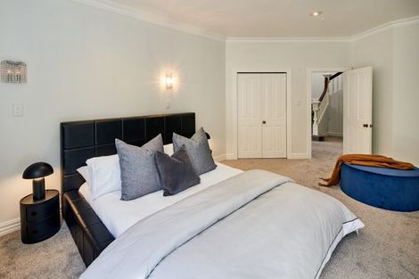 Photo of property in 4 Robieson Street, Roseneath, Wellington, 6011