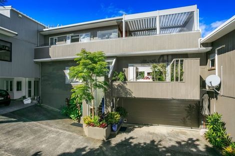 Photo of property in 3/37 Clifton Road, Hauraki, Auckland, 0622