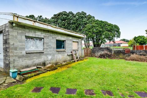 Photo of property in 13 Newbury Place, Waitara, 4320