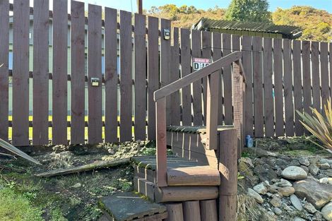 Photo of property in 20 Ramsay Street, Blacks Point, Reefton, 7830