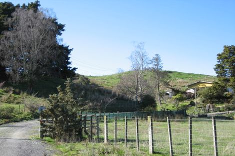 Photo of property in 19 Gordon Terrace, Hunterville, 4730