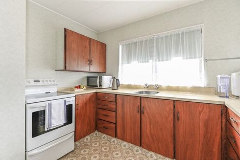 Photo of property in 3/200 Karaitiana Street, Frimley, Hastings, 4120