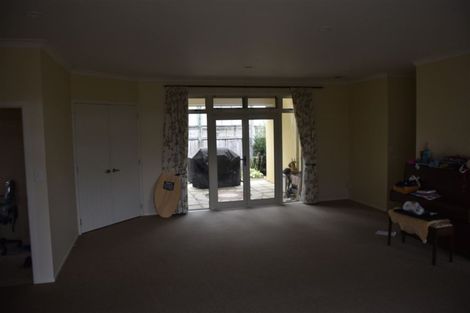 Photo of property in 8 Victoria Street, Cambridge, 3434