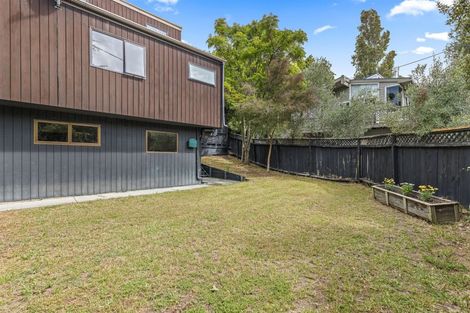 Photo of property in 1/663a Beach Road, Rothesay Bay, Auckland, 0630