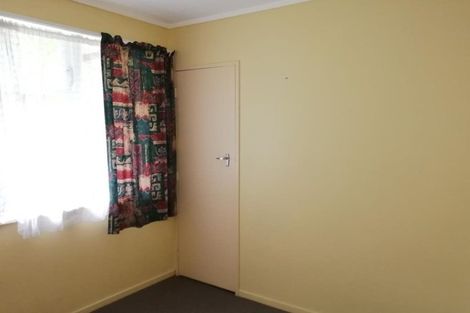 Photo of property in 72b Black Rock Road, Newlands, Wellington, 6037