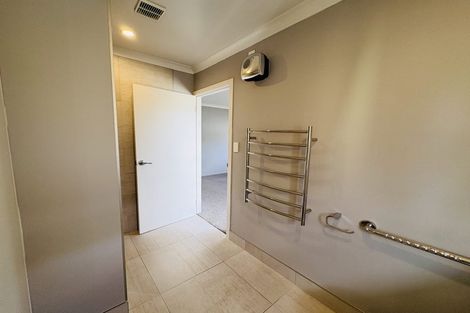 Photo of property in 21 Liberty Grove, Kelvin Grove, Palmerston North, 4414