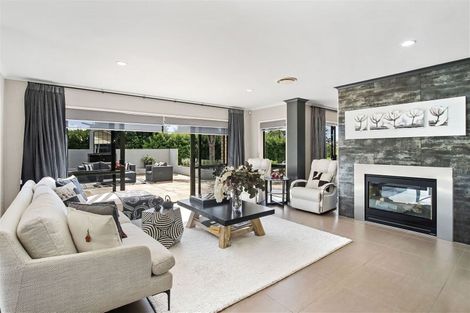 Photo of property in 8 Millbrook Drive, Waiuku, 2683