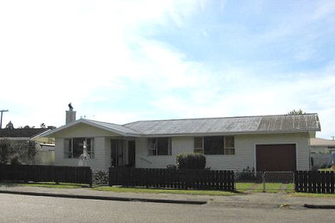 Photo of property in 9 Hillary Street, Waimate, 7924