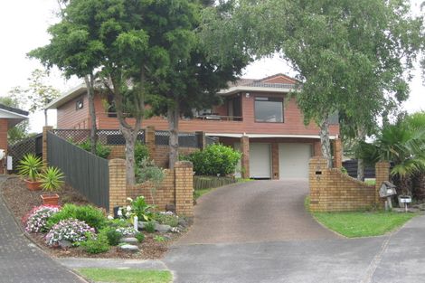 Photo of property in 6 Aztec Place, Conifer Grove, Takanini, 2112