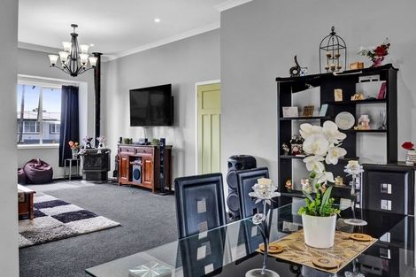 Photo of property in 11 Preston Street, Eltham, 4322