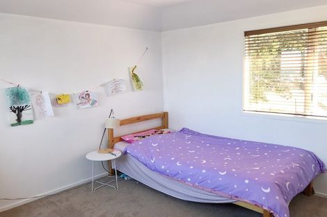 Photo of property in 1/25 Aotearoa Terrace, Murrays Bay, Auckland, 0630
