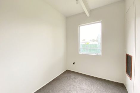 Photo of property in 4 Vimy Place, Mangere, Auckland, 2022