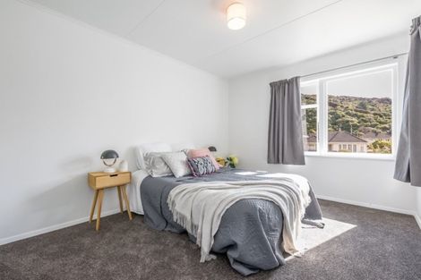 Photo of property in 15 Gardiner Grove, Wainuiomata, Lower Hutt, 5014