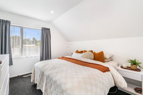 Photo of property in 46a Elliston Crescent, Stanmore Bay, Whangaparaoa, 0932
