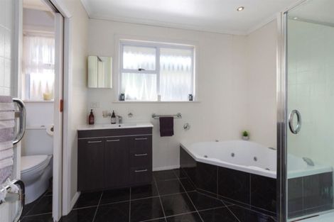 Photo of property in 11 Bristol Street, Trentham, Upper Hutt, 5018