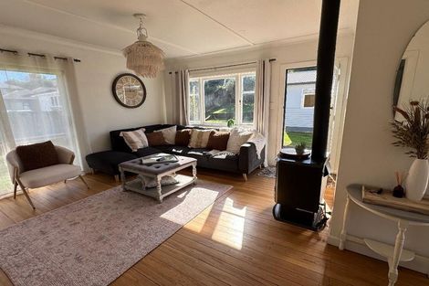 Photo of property in 16 Hinau Street, Maeroa, Hamilton, 3200