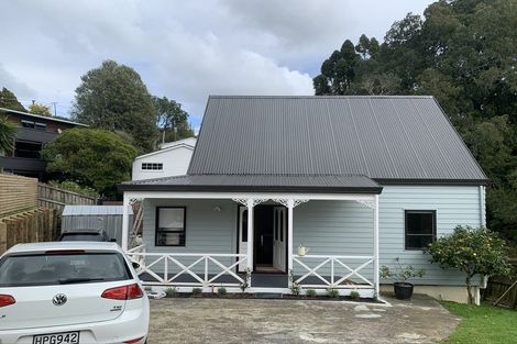 Photo of property in 2/11 Emery Grove, Bayview, Auckland, 0629