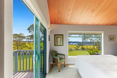 Photo of property in 51 Caprine Road, Waipapa, 0295