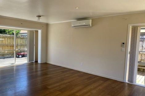 Photo of property in 1/7 Nakhle Place, Manurewa, Auckland, 2105