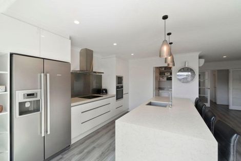 Photo of property in 49 Pohutukawa Parade, Riverhead, 0820