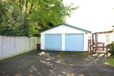 Photo of property in 214 Mayfair Avenue, Mayfair, Hastings, 4122