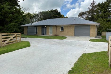 Photo of property in 571 Kelvin Grove Road, Kelvin Grove, Palmerston North, 4470