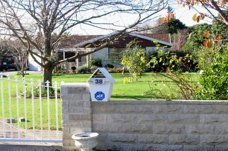 Photo of property in 38 Waerenga Road, Otaki, 5512