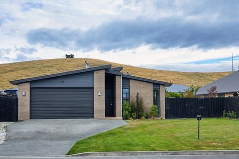 Photo of property in 4 Tauhou Place, Kaikoura, 7300