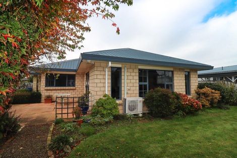 Photo of property in 64 Gregg Street, Dannevirke, 4930