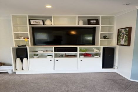 Photo of property in 4 Tedder Way, Karori, Wellington, 6012