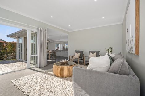 Photo of property in 328 Lakes Boulevard, Pyes Pa, Tauranga, 3112