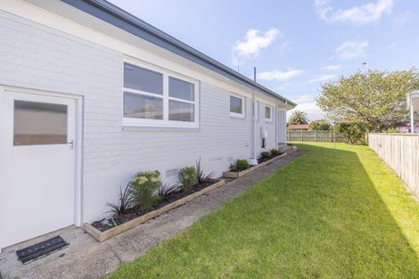 Photo of property in 2 Mears Road, St Andrews, Hamilton, 3200