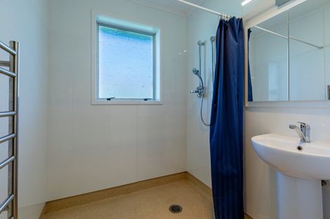 Photo of property in 2/410 Avenue Road West, Hastings, 4122