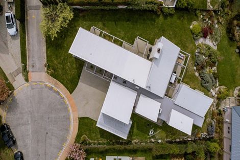 Photo of property in 14 Sunrise Bay Drive, Wanaka, 9305