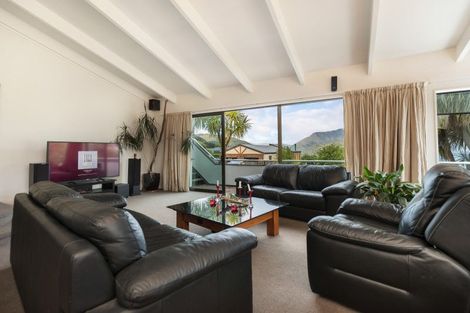Photo of property in 20 Greenstone Place, Fernhill, Queenstown, 9300