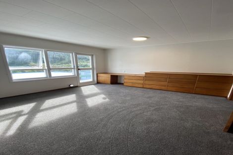 Photo of property in 3 Woodford Way, Crofton Downs, Wellington, 6035