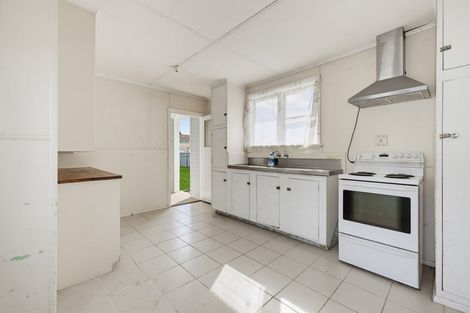 Photo of property in 15 Cameron Crescent, Masterton, 5810