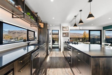 Photo of property in 59 Stratford Drive, Mount Pisa, Cromwell, 9383