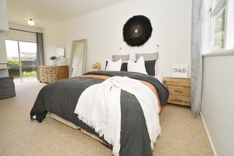 Photo of property in 32 Resthill Crescent, Glenview, Hamilton, 3206