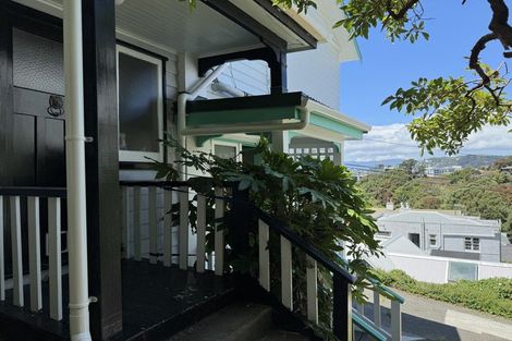 Photo of property in 22a Saint Mary Street, Thorndon, Wellington, 6011