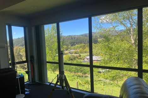 Photo of property in 361c Main Road North, Birchville, Upper Hutt, 5018