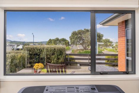 Photo of property in 6 Roseberry Place, Whitianga, 3510